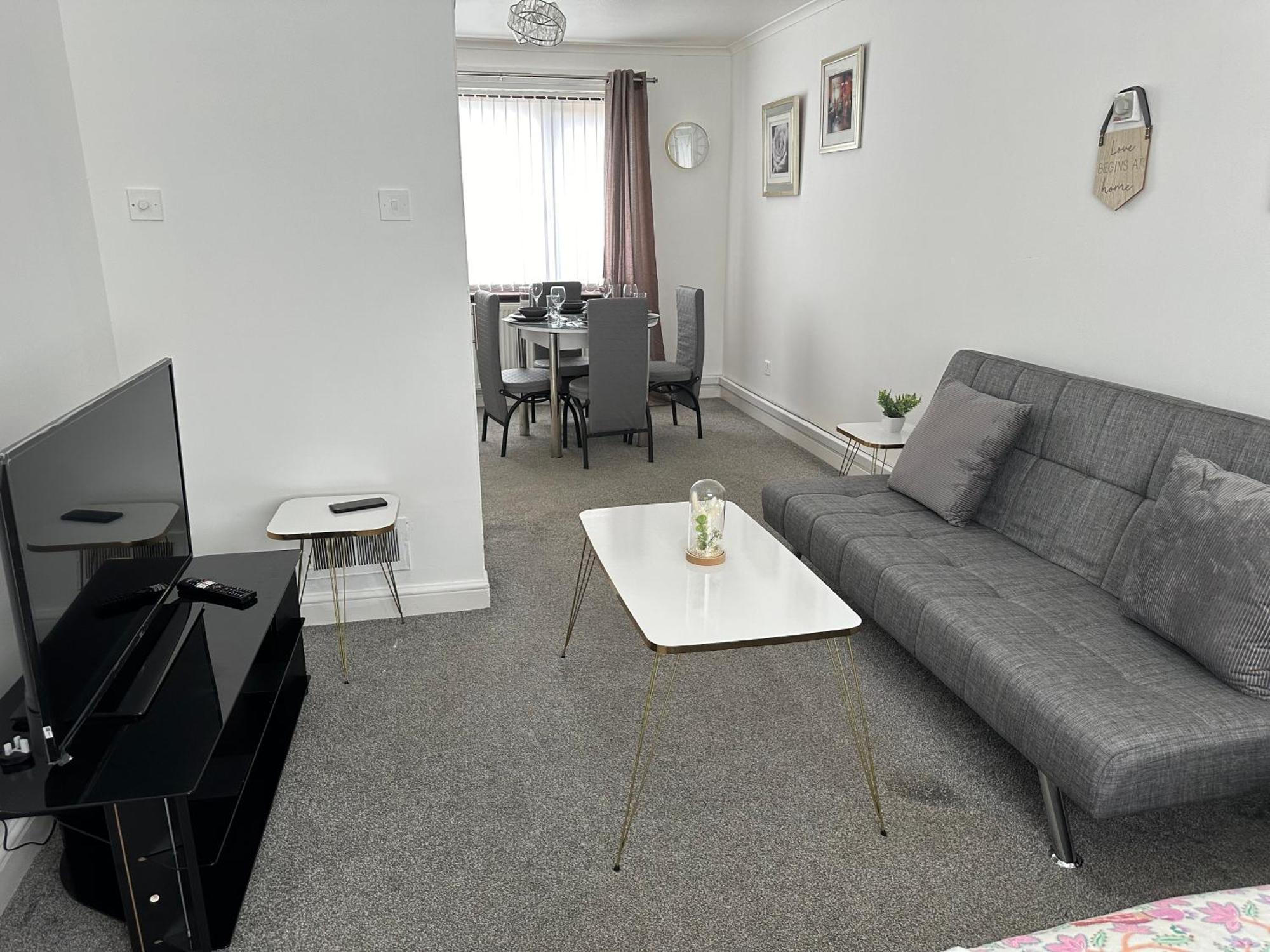 Lovely 3 Bedroom House Close To City Centre Peterlee Exterior photo